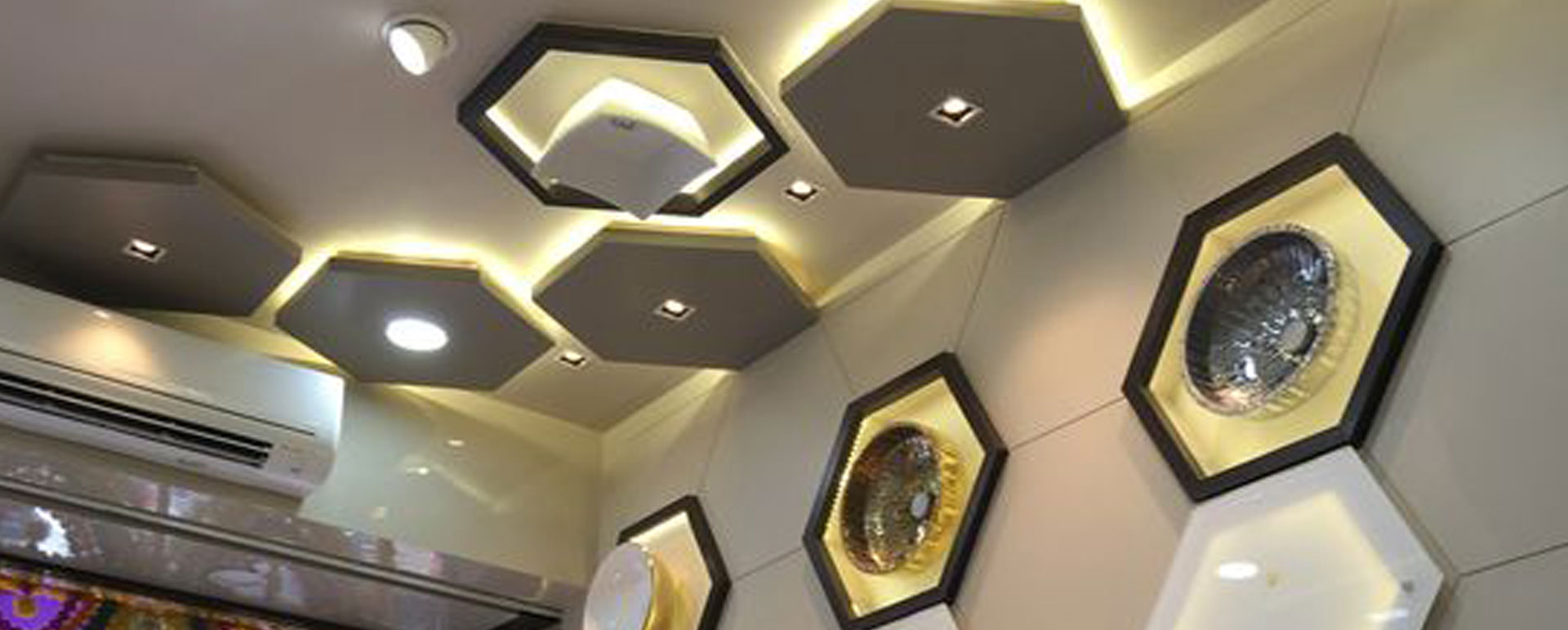 top showroom interior decoration kolkata